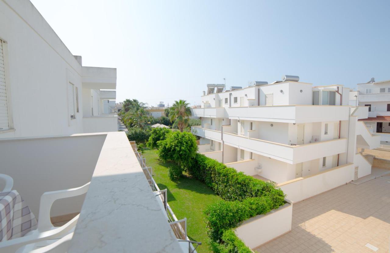 Apulia Residence トッレ・モッツァ エクステリア 写真